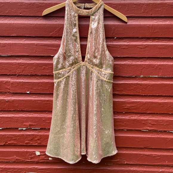 Free People Film Noir Sequin Mini Dress in Rose Gold Women's Size 8 - Picture 3 of 8